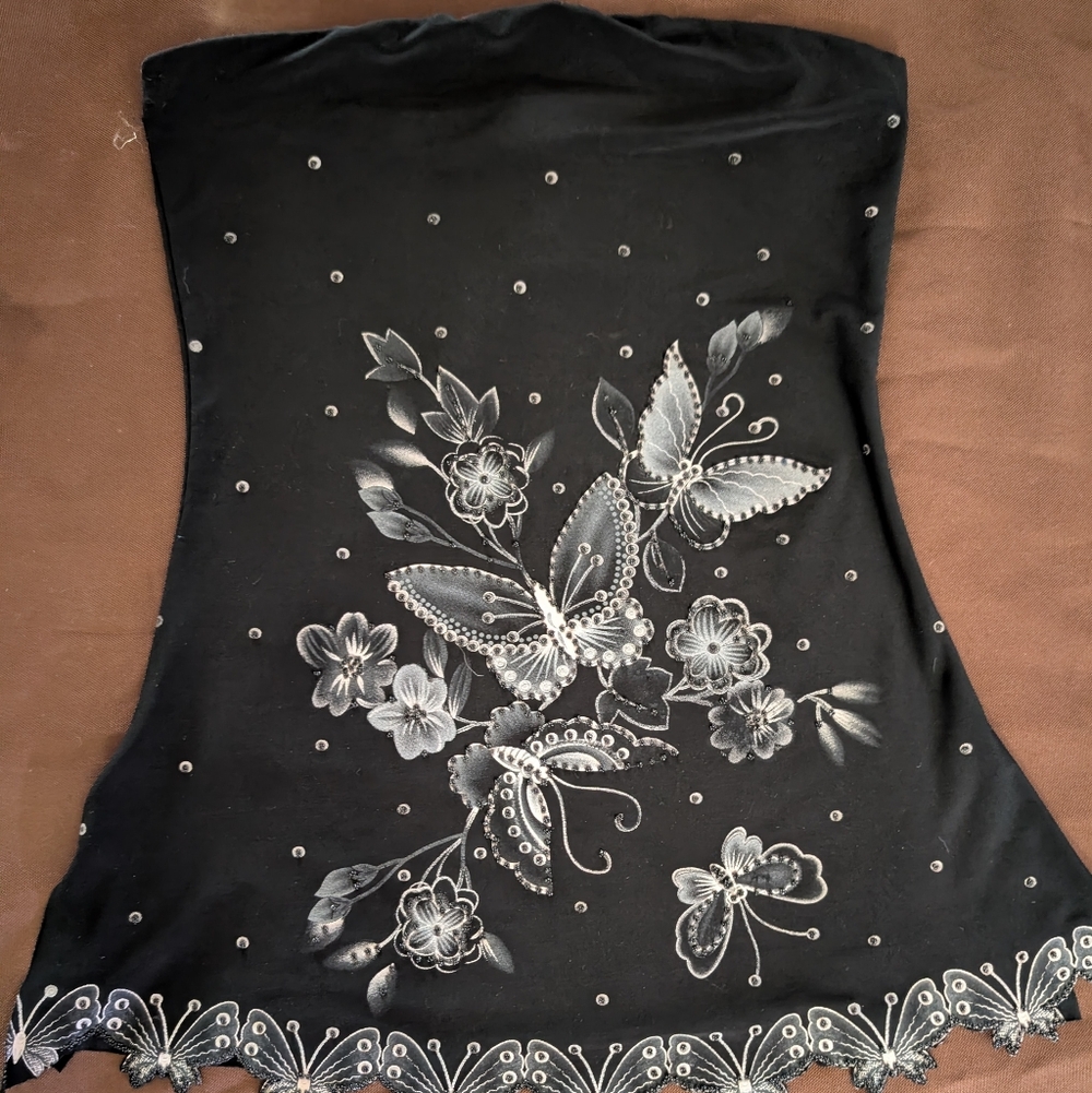 a'gaci Black Women's Blouse - Timeless Everyday Top